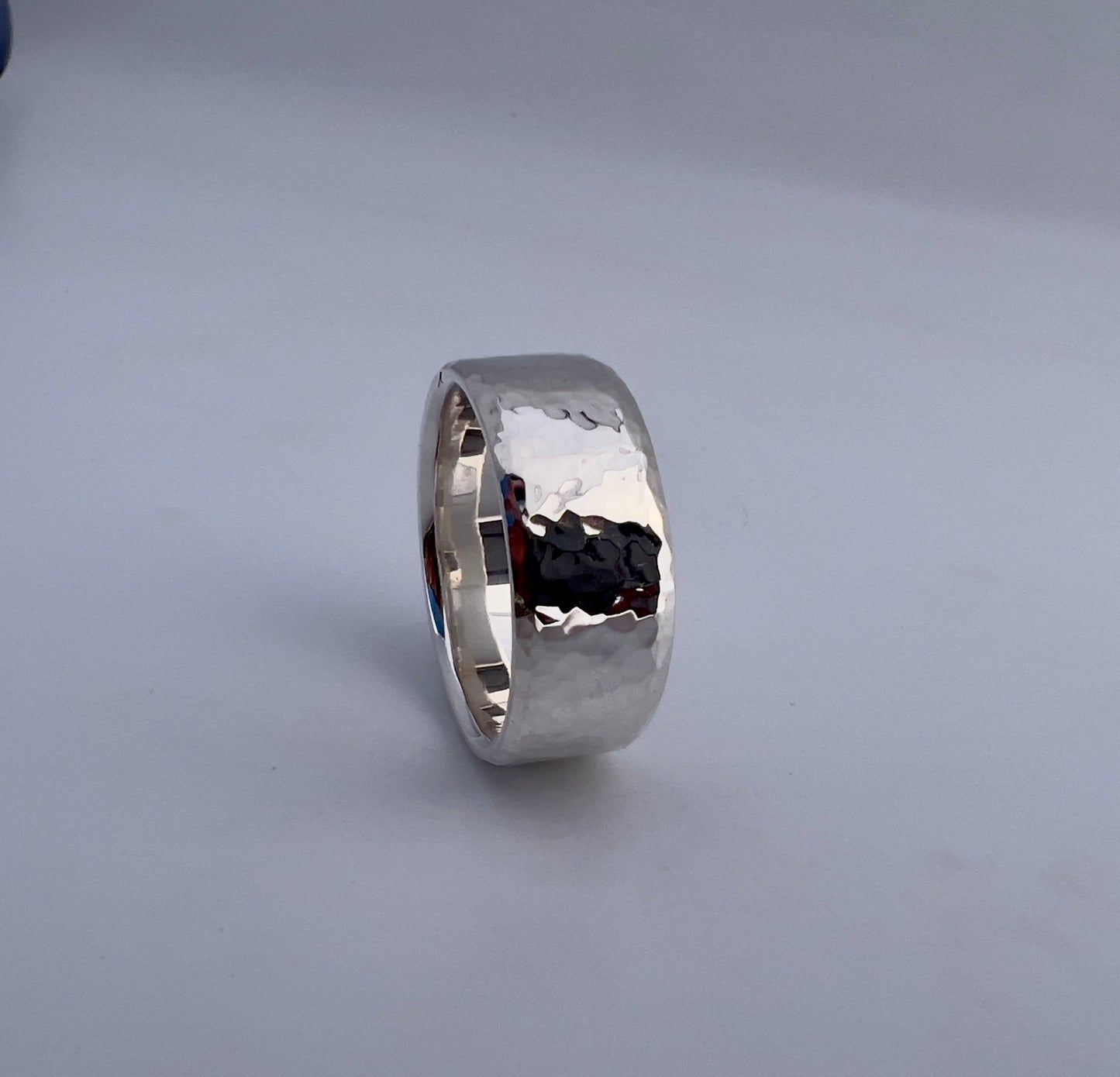 Hammered ring